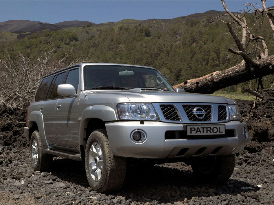 Nissan Patrol Y61 Spezifikationen und Ausstattung - amsteuer.de