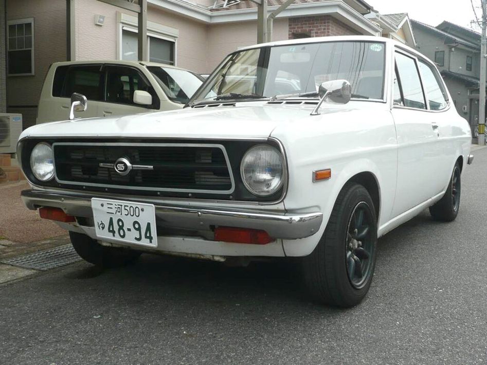 Nissan Sunny B110 Spezifikationen und Ausstattung - amsteuer.de