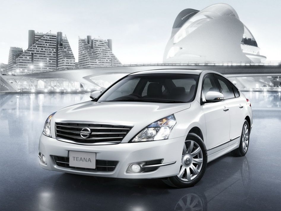 Nissan Teana J32 Spezifikationen und Ausstattung - amsteuer.de