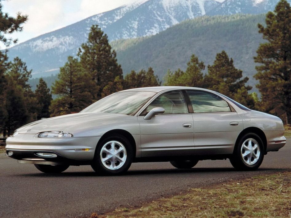 Oldsmobile Aurora Spezifikationen und Ausstattung - amsteuer.de