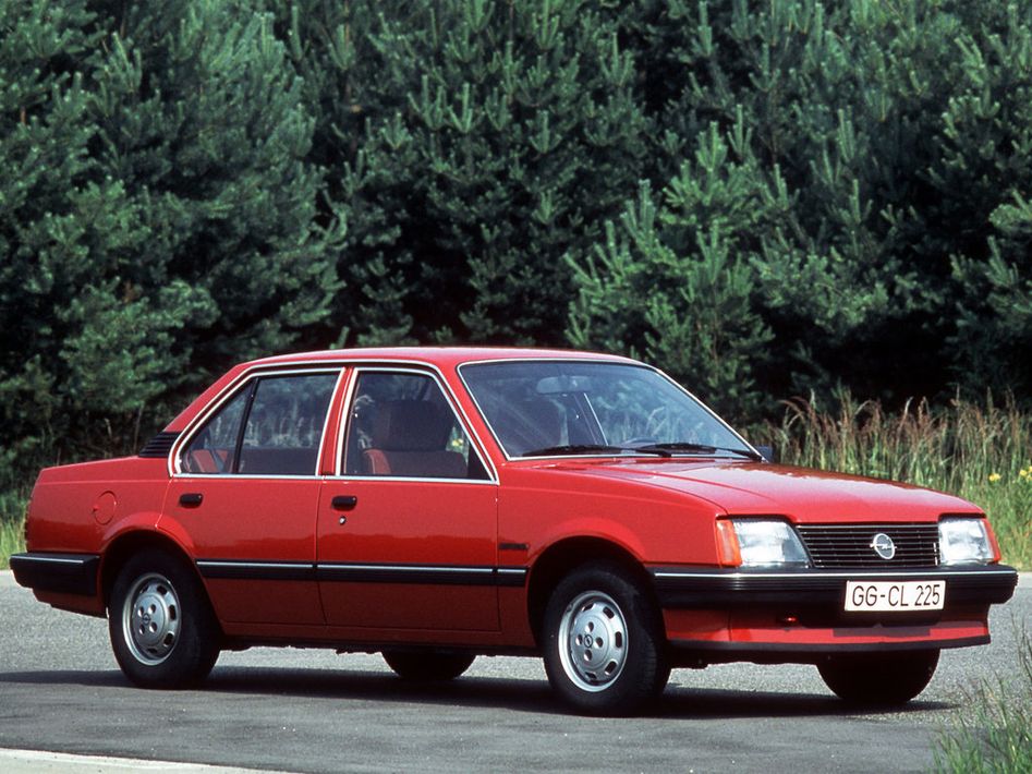 Opel Ascona C1 Spezifikationen und Ausstattung - amsteuer.de