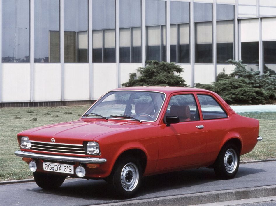 Opel Kadett C Spezifikationen und Ausstattung - amsteuer.de