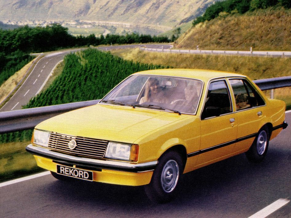 Opel Rekord E1 Spezifikationen und Ausstattung - amsteuer.de