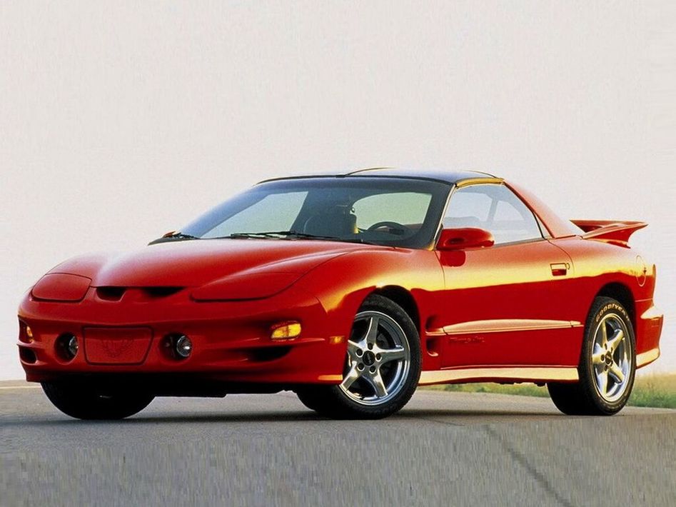 Pontiac Firebird Spezifikationen und Ausstattung - amsteuer.de