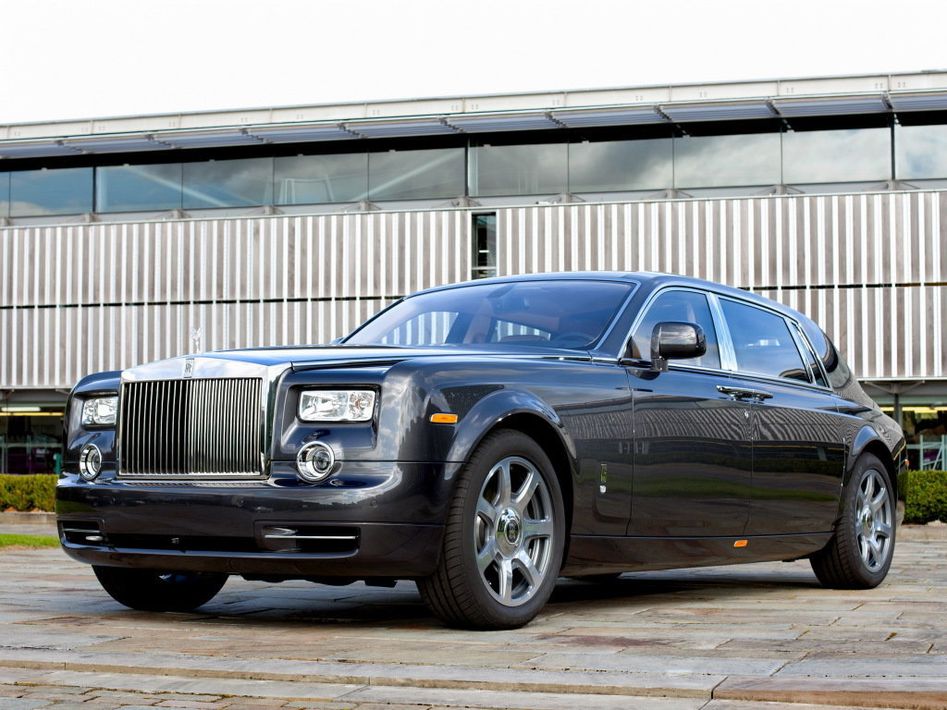 Rolls-Royce Phantom Spezifikationen und Ausstattung - amsteuer.de