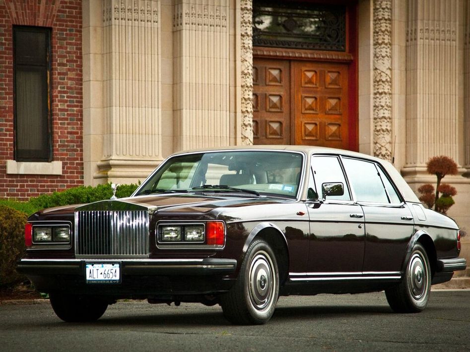 Rolls-Royce Silver-Spur Spezifikationen und Ausstattung - amsteuer.de