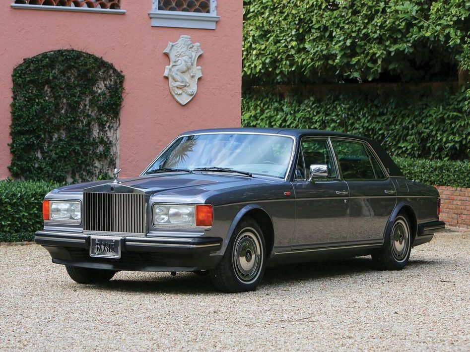 Rolls-Royce Silver-Spur Spezifikationen und Ausstattung - amsteuer.de