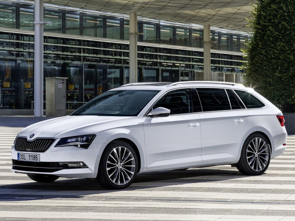 Skoda Superb 3V Spezifikationen und Ausstattung - amsteuer.de