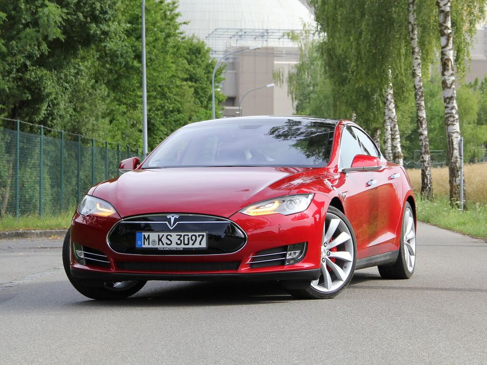 Tesla Model-S Spezifikationen und Ausstattung - amsteuer.de