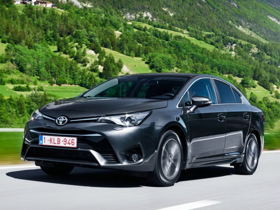 Toyota Avensis T270 Spezifikationen und Ausstattung - amsteuer.de