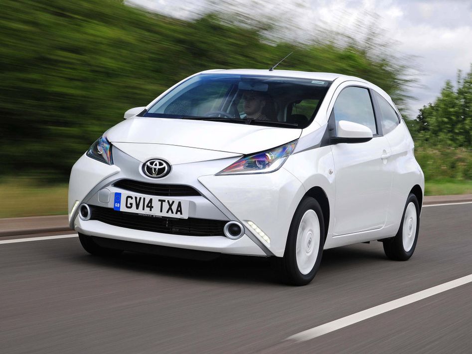 Toyota Aygo B40 Spezifikationen und Ausstattung - amsteuer.de