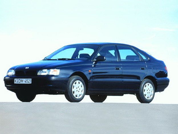 Toyota Carina-E T190 Spezifikationen und Ausstattung - amsteuer.de