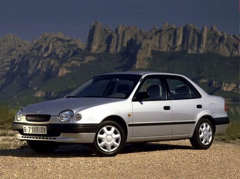 Toyota Corolla E110 Spezifikationen und Ausstattung - amsteuer.de