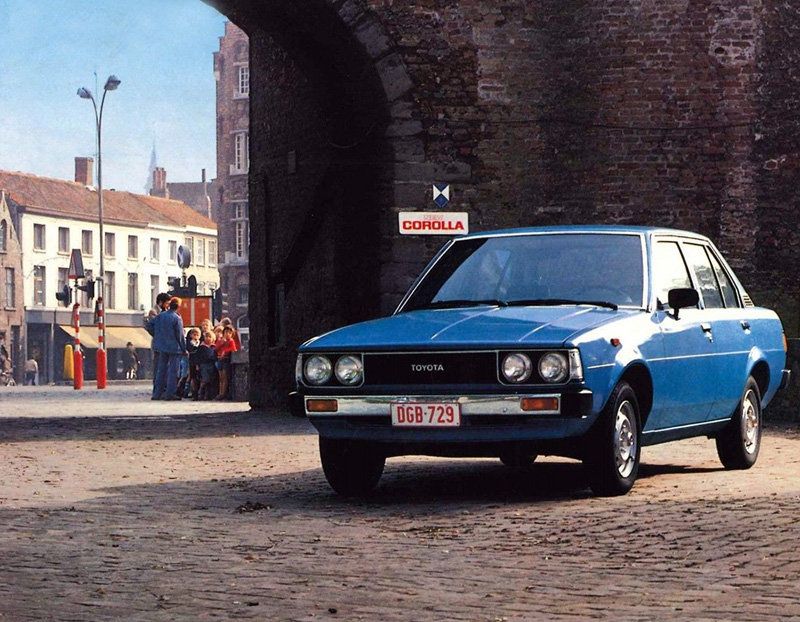 Toyota Corolla E70 Spezifikationen und Ausstattung - amsteuer.de