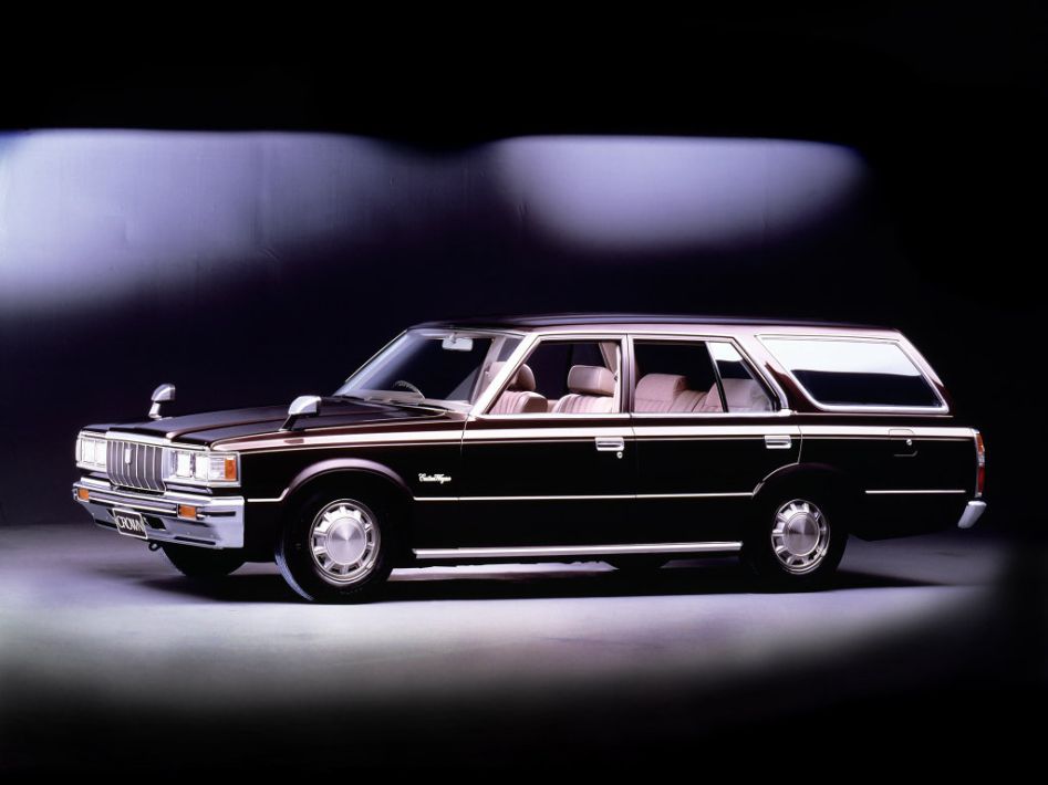 Toyota Crown S110 Spezifikationen und Ausstattung - amsteuer.de