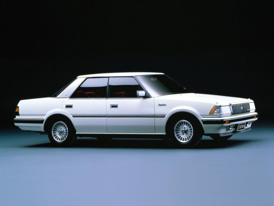 Toyota Crown S120 Spezifikationen und Ausstattung - amsteuer.de