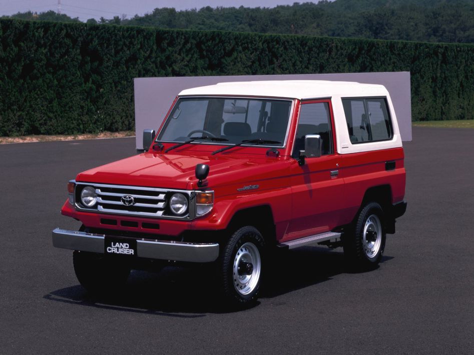 Toyota Land-Cruiser 70 Spezifikationen und Ausstattung - amsteuer.de