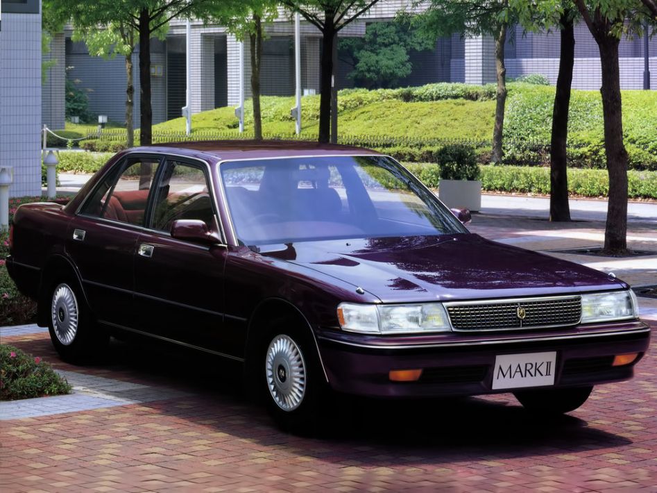 Toyota Mark-II X80 Spezifikationen und Ausstattung - amsteuer.de