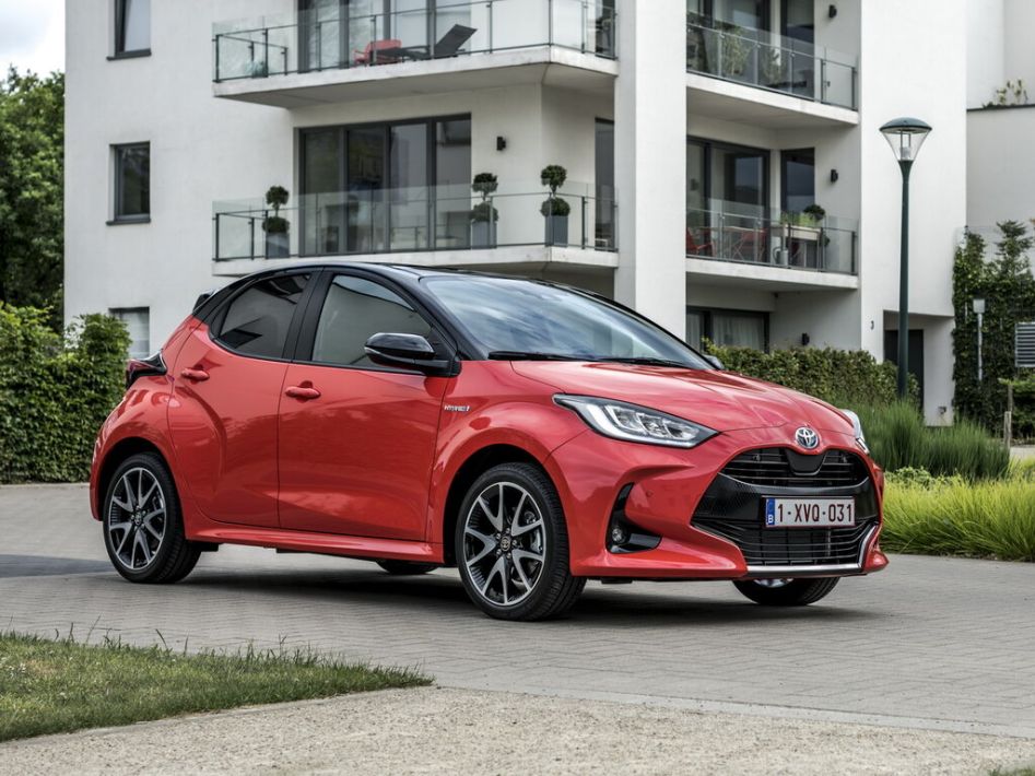 Toyota Yaris XP210 Spezifikationen und Ausstattung - amsteuer.de