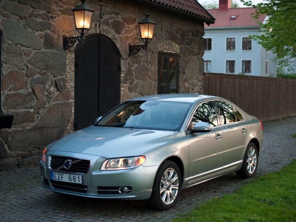 Volvo S80 Spezifikationen und Ausstattung - amsteuer.de