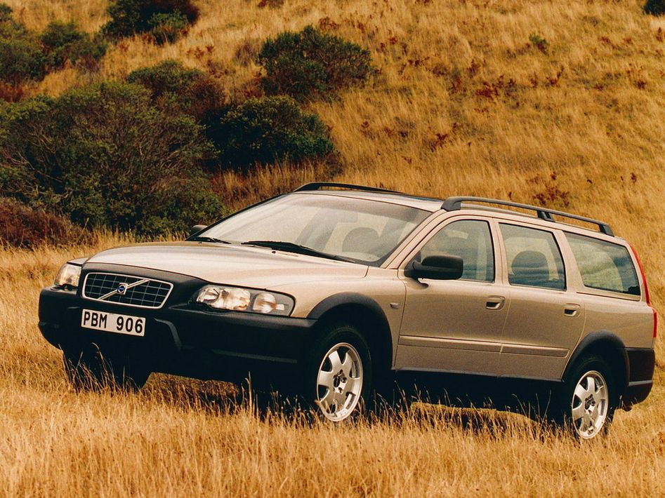 Volvo XC70 Spezifikationen und Ausstattung - amsteuer.de