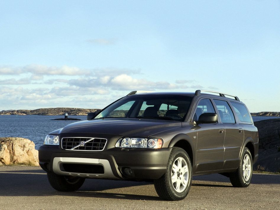 Volvo XC70 Spezifikationen und Ausstattung - amsteuer.de